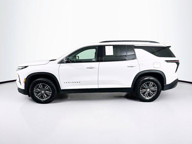 used 2025 Chevrolet Traverse car, priced at $35,397