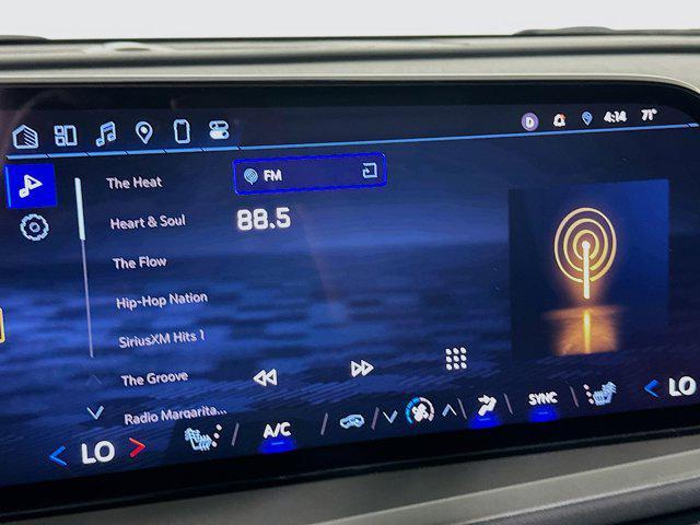 used 2025 Chevrolet Traverse car, priced at $35,397