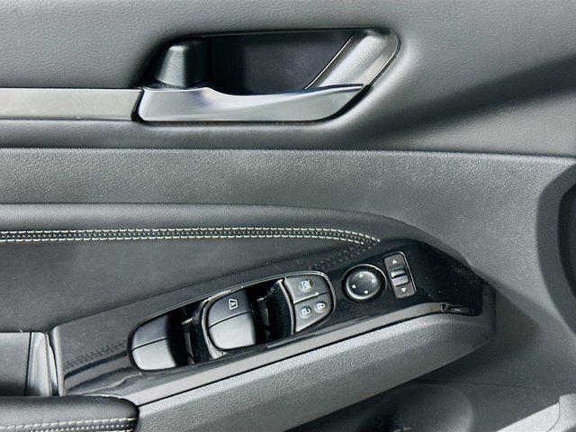 used 2023 Nissan Altima car, priced at $23,547