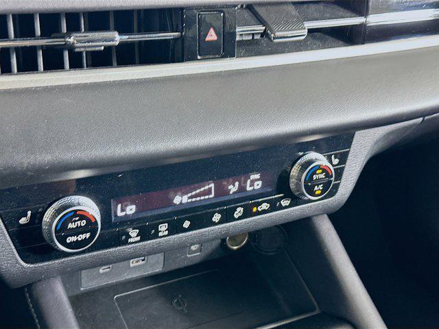 used 2024 Mitsubishi Outlander car, priced at $22,996