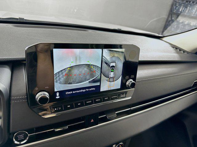 used 2024 Mitsubishi Outlander car, priced at $22,996