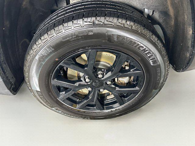 used 2024 Jeep Grand Cherokee L car, priced at $28,247