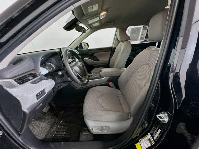 used 2023 Toyota Highlander car, priced at $29,297