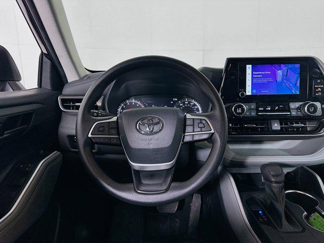 used 2023 Toyota Highlander car, priced at $29,297