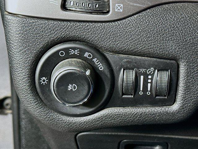 used 2019 Jeep Cherokee car, priced at $15,347