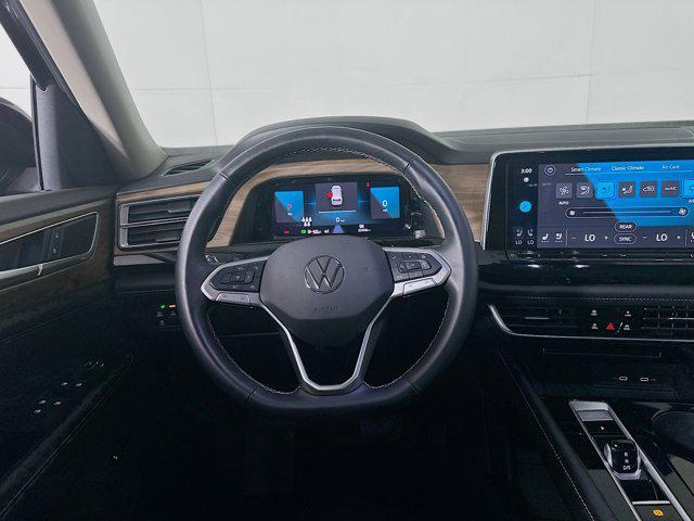 used 2025 Volkswagen Atlas car, priced at $32,847