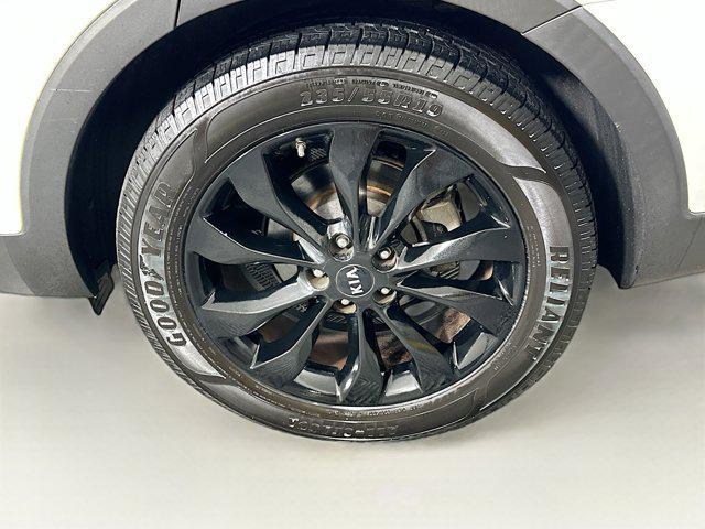 used 2019 Kia Sorento car, priced at $15,897