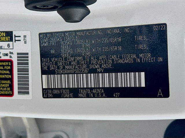used 2023 Toyota Highlander car, priced at $31,447