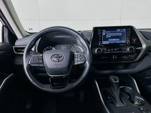 used 2021 Toyota Highlander car, priced at $28,939