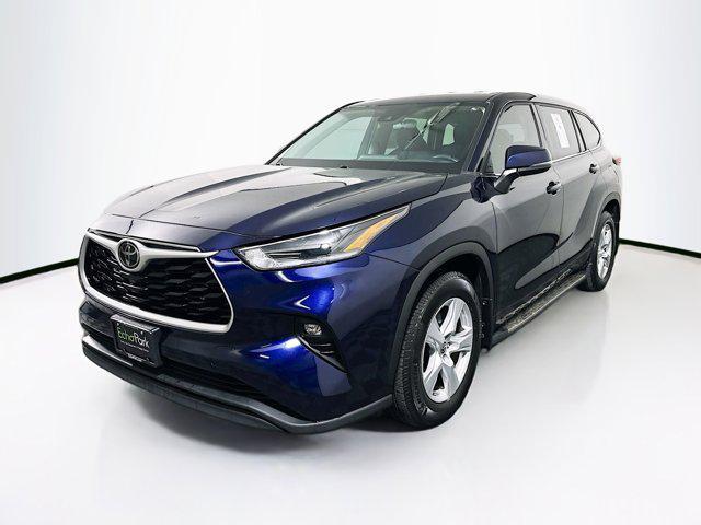 used 2021 Toyota Highlander car, priced at $28,939