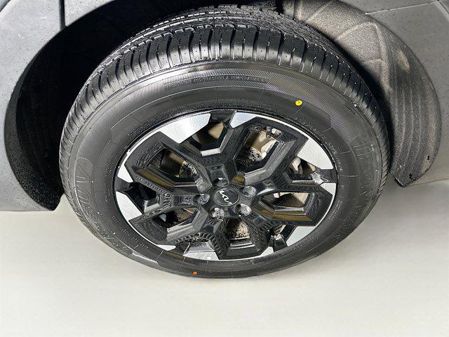 used 2024 Kia Sorento car, priced at $26,247