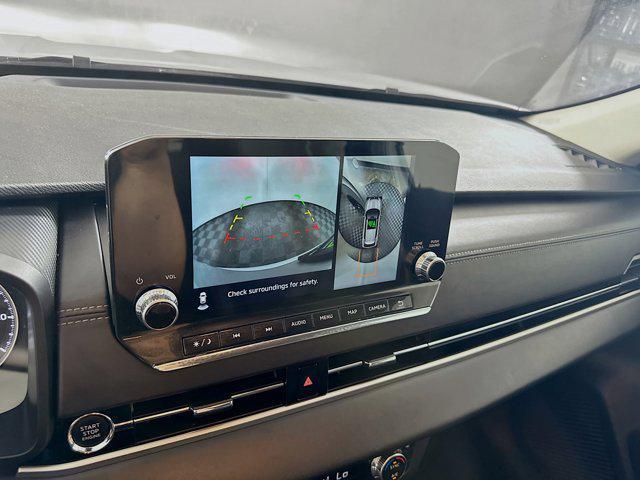 used 2024 Mitsubishi Outlander car, priced at $24,347