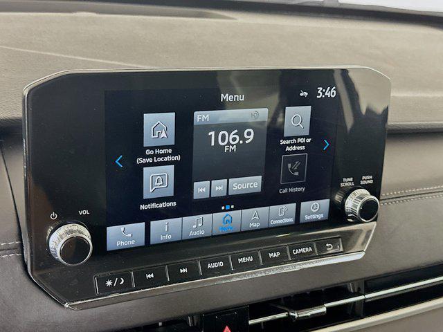 used 2024 Mitsubishi Outlander car, priced at $24,347