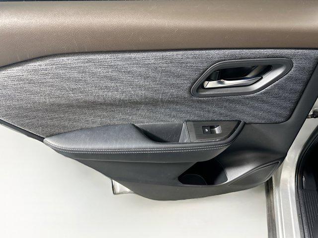 used 2021 Nissan Rogue car, priced at $21,547