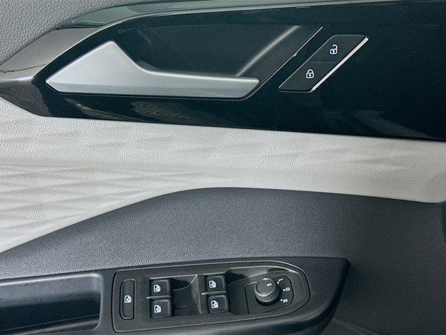 used 2024 Volkswagen Taos car, priced at $22,347