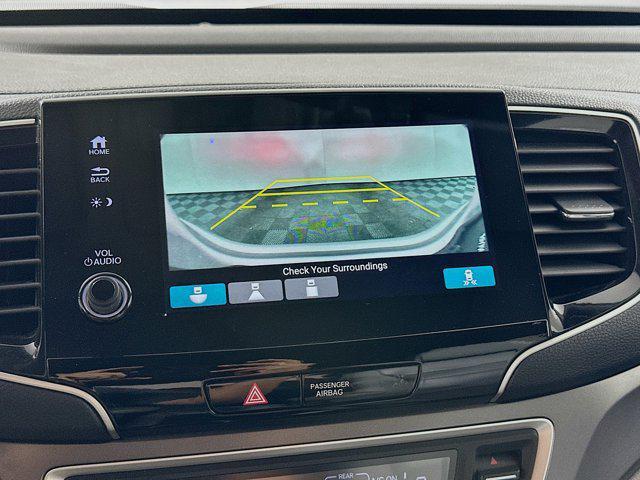 used 2022 Honda Pilot car, priced at $26,447
