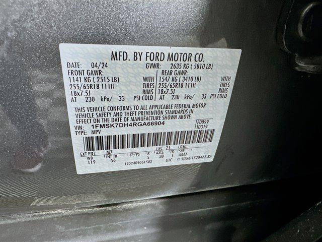 used 2024 Ford Explorer car, priced at $30,997