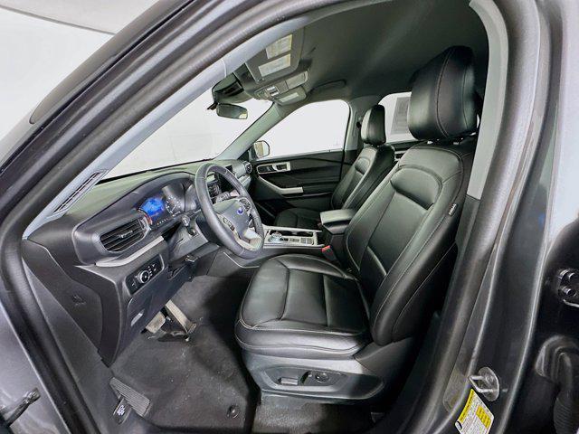 used 2024 Ford Explorer car, priced at $30,997