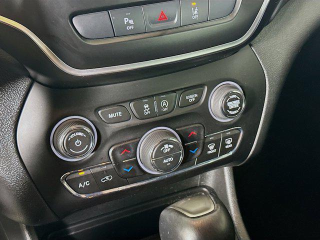used 2021 Jeep Cherokee car, priced at $18,247