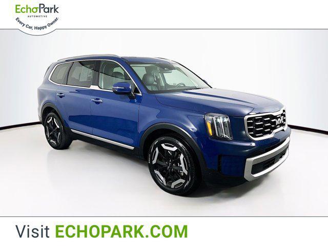used 2025 Kia Telluride car, priced at $35,447