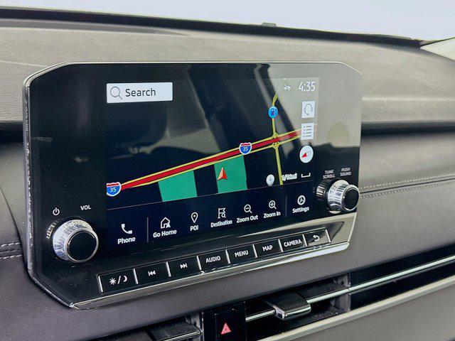 used 2024 Mitsubishi Outlander car, priced at $23,287