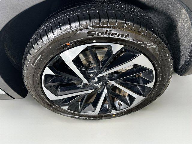 used 2024 Mitsubishi Outlander car, priced at $23,287
