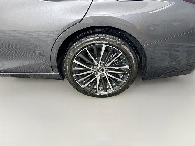 used 2022 Lexus ES 350 car, priced at $36,399