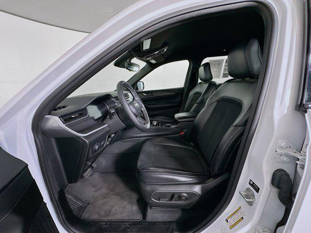 used 2024 Jeep Grand Cherokee car, priced at $30,247