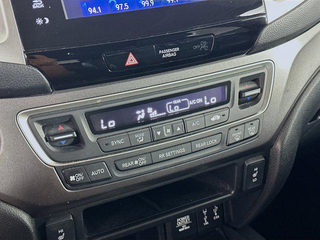 used 2017 Honda Pilot car, priced at $13,997