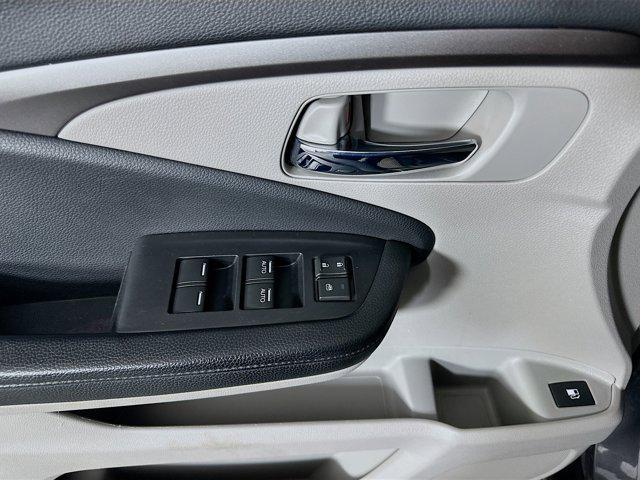 used 2019 Honda Pilot car, priced at $18,647