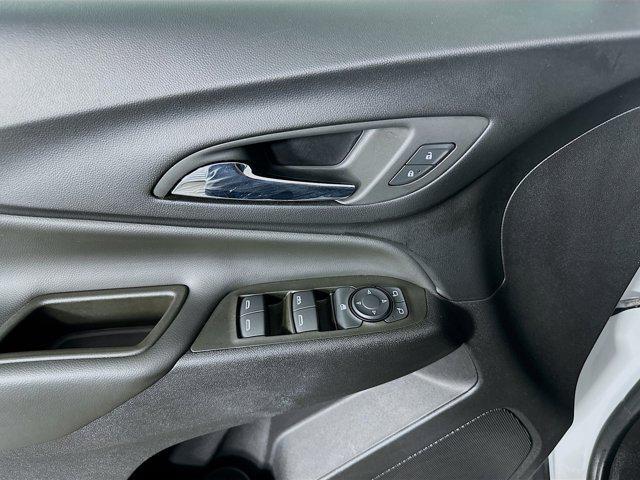 used 2023 Chevrolet Equinox car, priced at $19,697