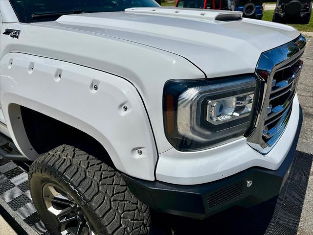 used 2018 GMC Sierra 1500 car, priced at $28,391