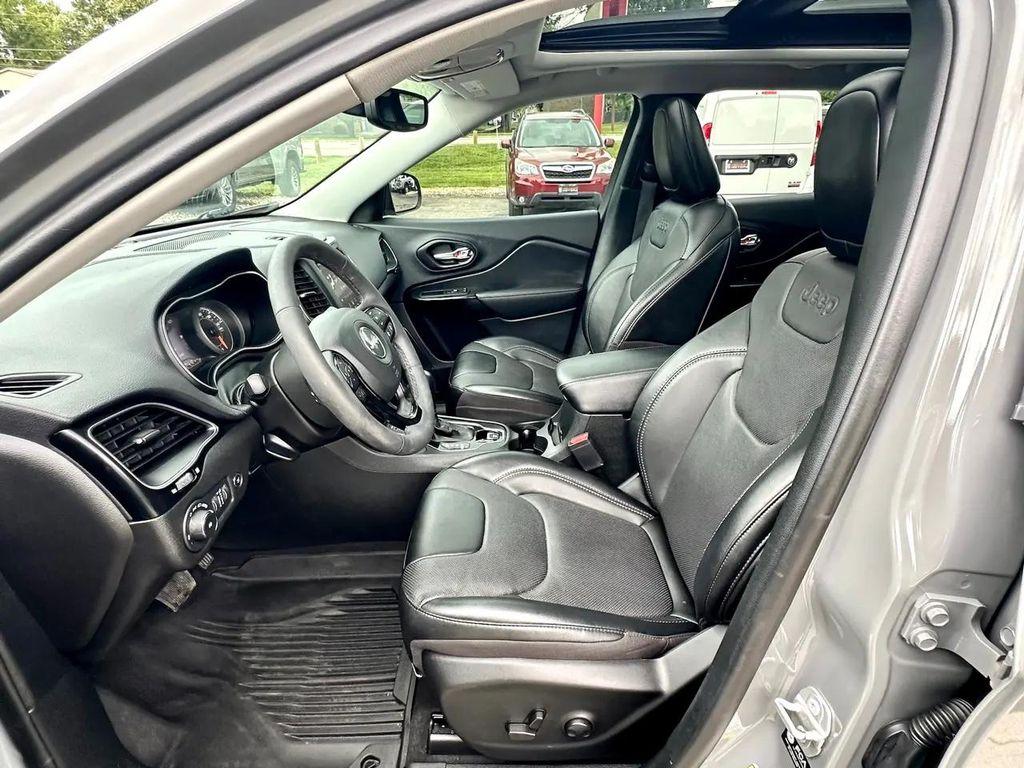 used 2023 Jeep Cherokee car, priced at $21,991
