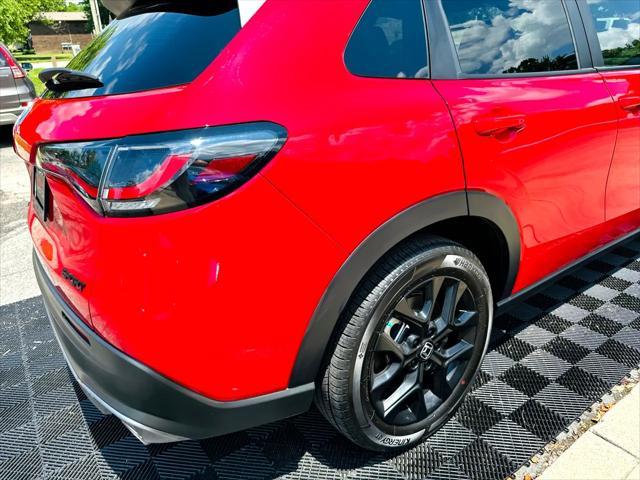 used 2025 Honda HR-V car, priced at $23,291
