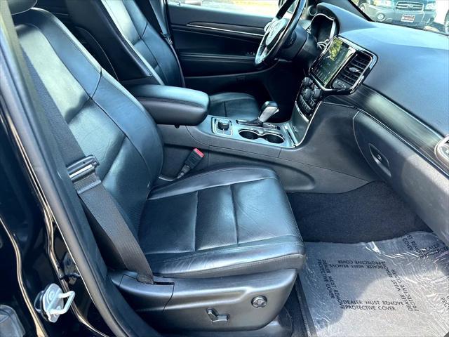 used 2021 Jeep Grand Cherokee car, priced at $17,491