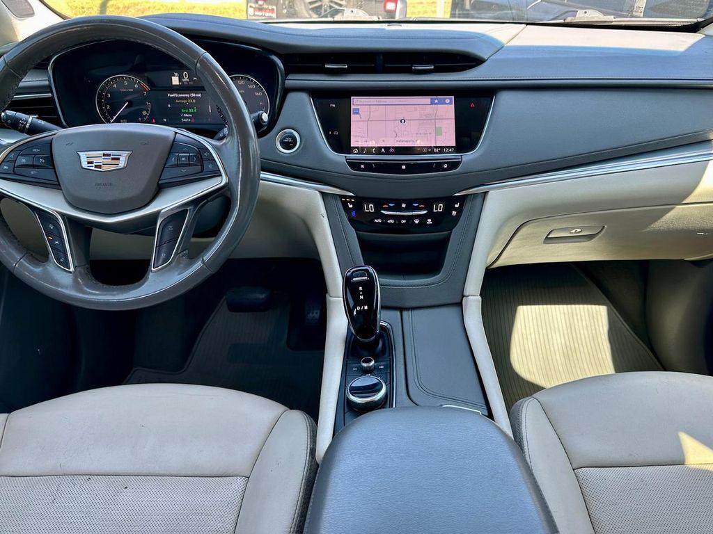 used 2021 Cadillac XT5 car, priced at $19,991