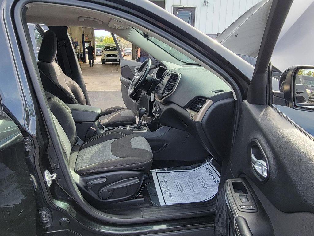 used 2014 Jeep Cherokee car, priced at $7,999