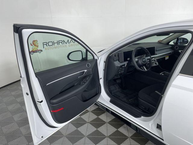 new 2026 Hyundai Sonata car, priced at $31,104