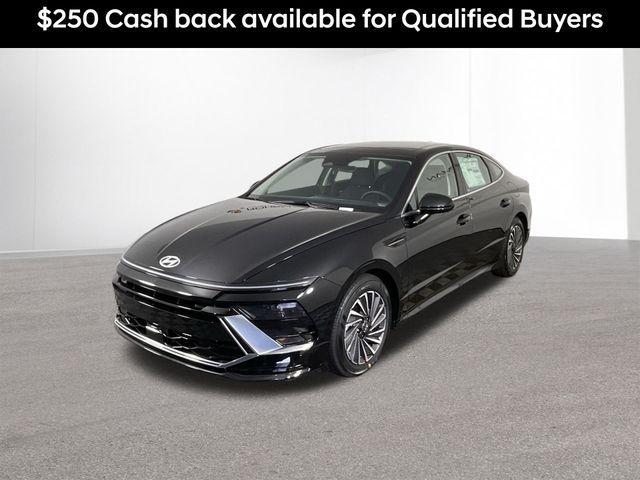new 2026 Hyundai Sonata Hybrid car, priced at $32,859