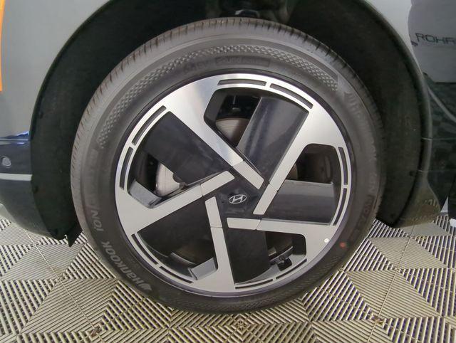 new 2026 Hyundai IONIQ 9 car, priced at $71,992