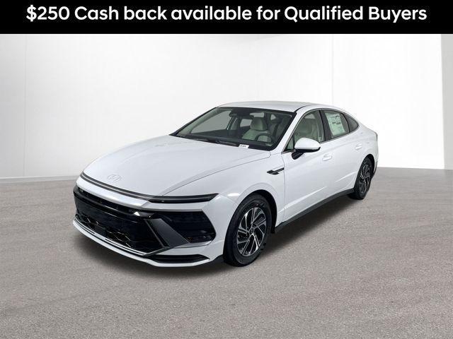 new 2026 Hyundai Sonata Hybrid car, priced at $30,166