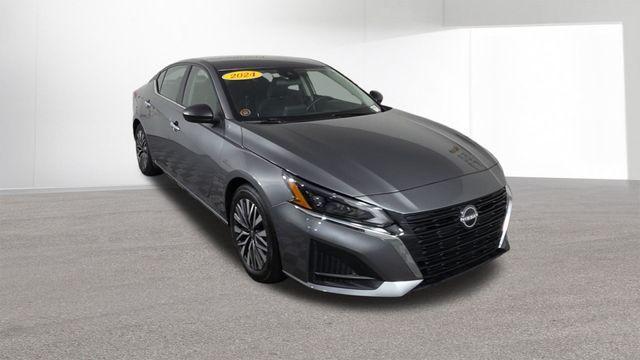 used 2024 Nissan Altima car, priced at $19,004