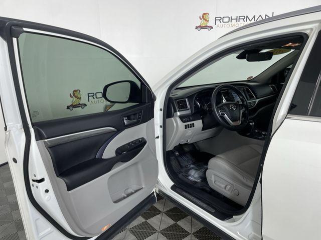 used 2017 Toyota Highlander car, priced at $19,798