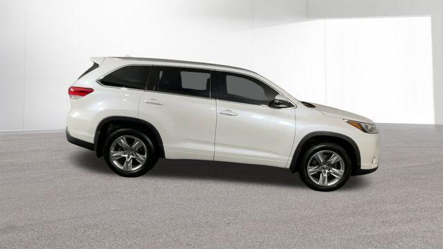 used 2017 Toyota Highlander car, priced at $19,798