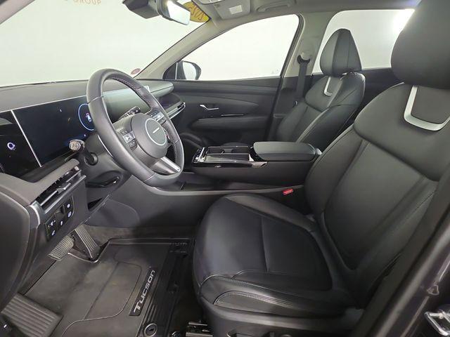 used 2025 Hyundai TUCSON Hybrid car, priced at $34,648
