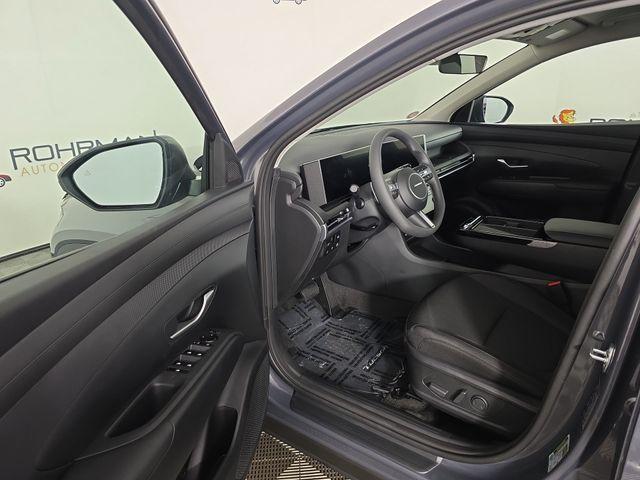 new 2026 Hyundai TUCSON Hybrid car, priced at $32,121
