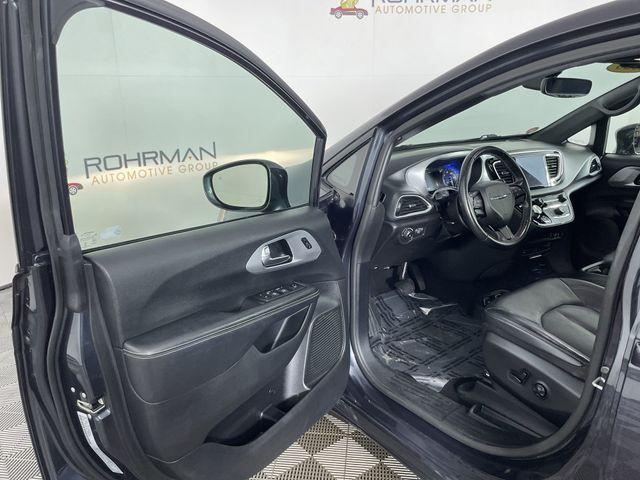 used 2020 Chrysler Pacifica car, priced at $22,662
