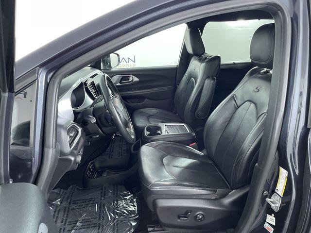 used 2020 Chrysler Pacifica car, priced at $22,662