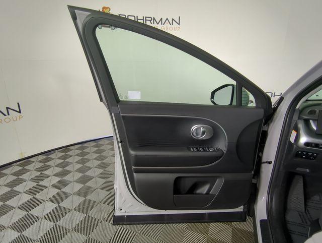 new 2026 Hyundai IONIQ 9 car, priced at $60,444