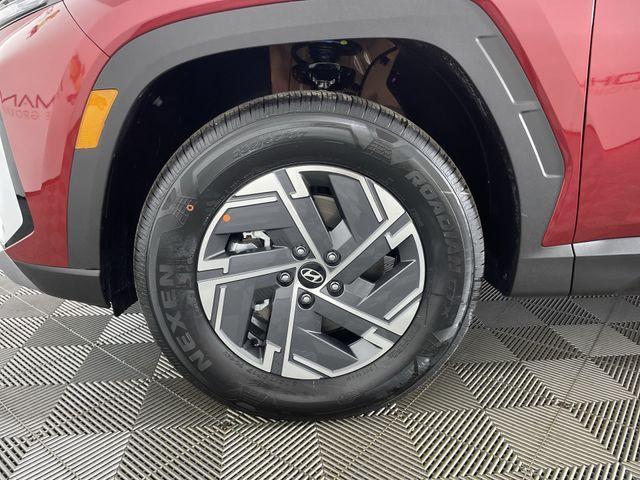 new 2026 Hyundai TUCSON Hybrid car, priced at $31,184